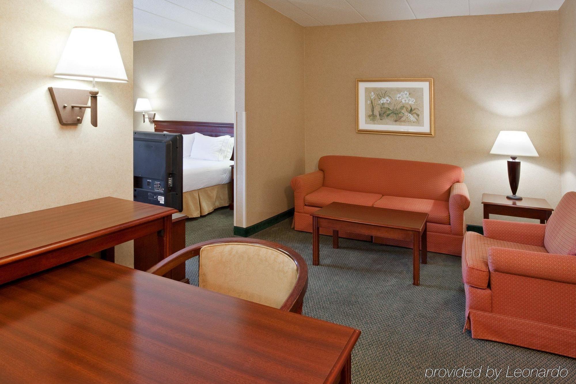 Holiday Inn Express Hotel & Suites Columbus Airport By Ihg Gahanna Номер фото