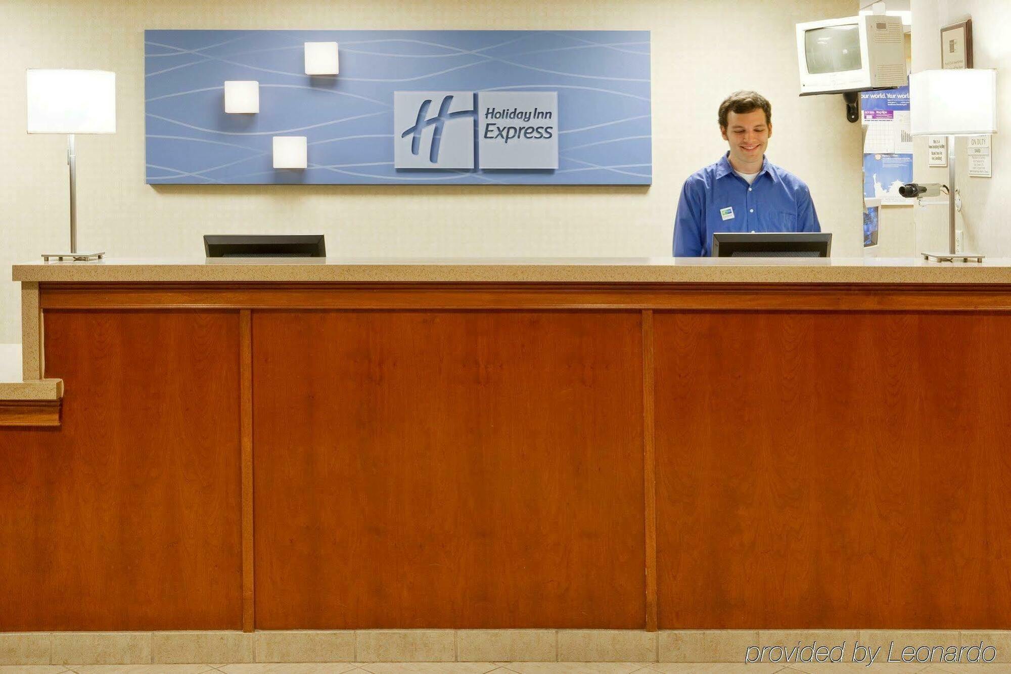 Holiday Inn Express Hotel & Suites Columbus Airport By Ihg Gahanna Екстер'єр фото